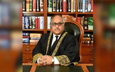 Judges who lose public trust should be removed: SC