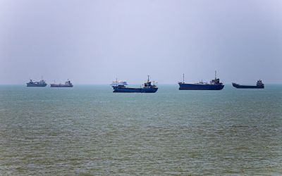 Iran recloses Strait of Hormuz after Israeli attacks on Lebanon