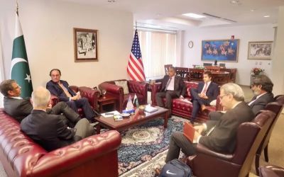 US technology firm proposes refinery modernisation plan for Pakistan in meeting with finance minister